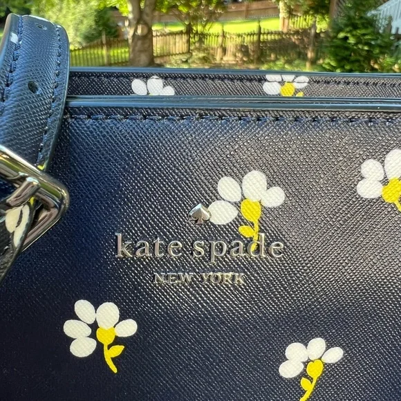 Kate Spade Laurel Way Daisy Toss Reese Satchel Saffiano leather. Nightcap color. - Picture 4 of 8